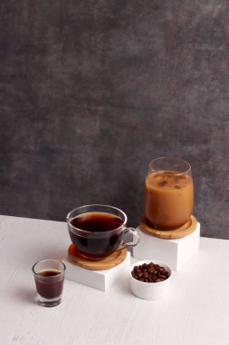 Kahve çekirdekleri espresso aroma kafein kafe kahve kapuçino içecek barista servis malzemesi latte