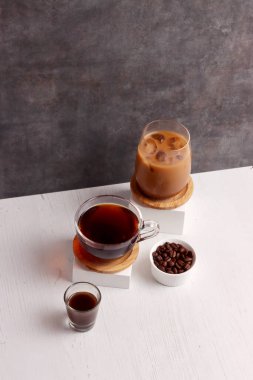 Kahve çekirdekleri espresso aroma kafein kafe kahve kapuçino içecek barista servis malzemesi latte