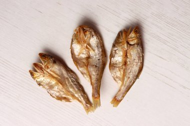 Tuzlu deniz ürünleri geleneksel balık tabağı Asya Endonezya Restoran işi sanat eserlerinde olduğu gibi