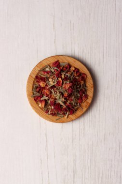 Gül, zencefil, bitki çayı, çiçek yaprağı bitkisel aromalı kahve Endonezya, Asya içeceği.