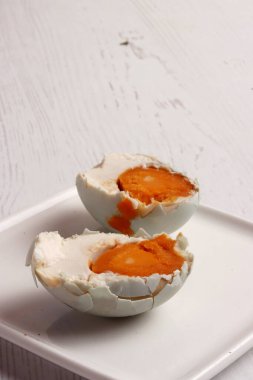 Yumurta tabağı bileşeni kahvaltı sarısı brunch Endonezya usulü Benedict yağı güneşli