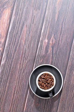 Kahve çekirdekleri kızarmış aroma aromalı kahve kahve kahve espresso kafein içecek ürünleri organik arabika bardağı.