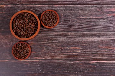 Kahve çekirdekleri kızarmış aroma aromalı kahve kahve kahve espresso kafein içecek ürünleri organik arabika bardağı.