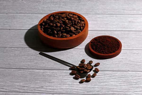 Kahve çekirdekleri espresso aroma kafein kafe kahve kapuçino içecek barista servis malzemesi latte