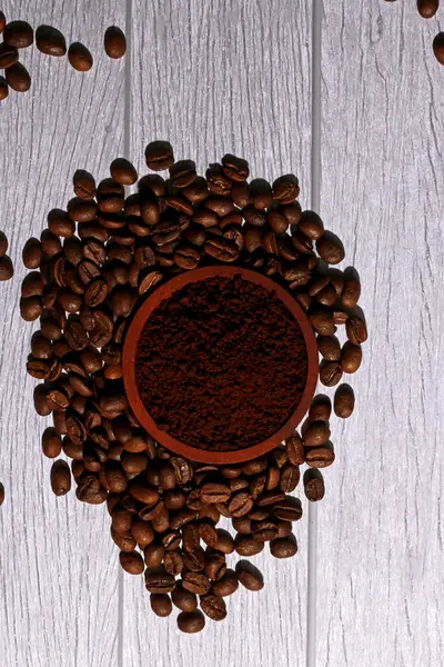 Kahve çekirdekleri espresso aroma kafein kafe kahve kapuçino içecek barista servis malzemesi latte