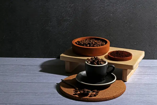 Kahve çekirdekleri espresso aroma kafein kafe kahve kapuçino içecek barista servis malzemesi latte