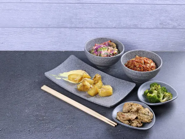 sağlıklı besin maddeleri organik arka plan vitamin ham market salatası geleneksel Asya menü sanatı