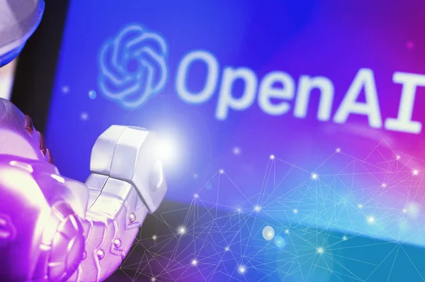 GPT kullanan robot el, ChatGPT, by OpenAI Berdychiv, Ukrayna - 12 Mart 2023. Yüksek kalite fotoğraf