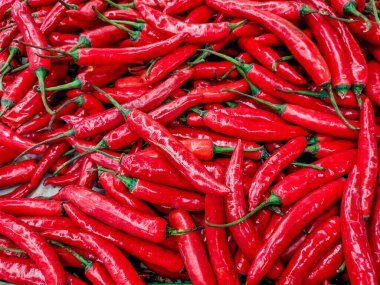 Yerel Markette Taze Kırmızı Biber