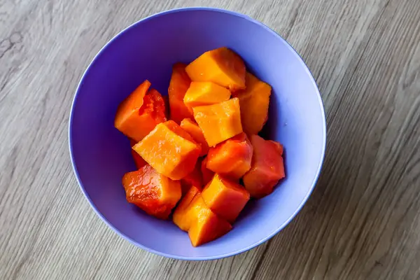 stock image A Bowl of Sliced Papaya Ready to Eat