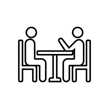 İki kişi yemek masasında otel restoranında ve diğer tesislerin ikonasında tartışıyorlar.