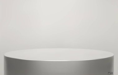 Stüdyo arka planında parlak beyaz bir kaide. Gümüş boş sergi ya da ürün göstermek için temiz oda. Podyum gösterisi ya da vitrin için minimalist bir model. 3B vektör illüstrasyonu.