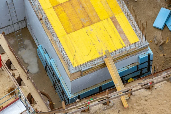 Bodrum duvarlarında polistiren izolasyon