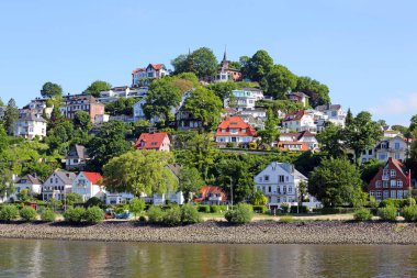 Hamburg 'un Blankenese bölgesindeki Suellberg Tepesi