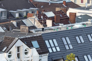 Hamburg 'un çatı manzarasına bak