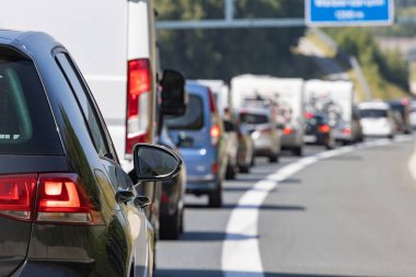 Alman Otobanı 'nda yaz tatili trafik sıkışıklığı