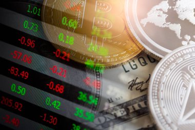 Modern bir takas yöntemi. Bitcoin küresel ekonomi piyasasında uygun bir ödemedir. Sanal dijital para birimi ve finansal yatırım ticaret kavramı. Altın bitcoin arka planına sahip soyut kripto para birimi.