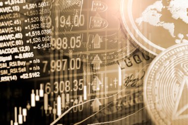 Modern bir takas yöntemi. Bitcoin küresel ekonomi piyasasında uygun bir ödemedir. Sanal dijital para birimi ve finansal yatırım ticaret kavramı. Altın bitcoin arka planına sahip soyut kripto para birimi.