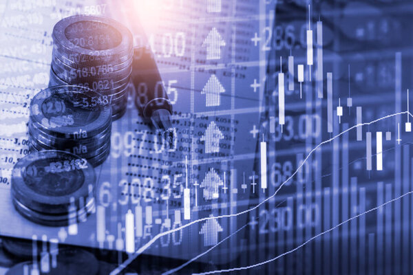 График торговли на фондовом рынке или на рынке Форекс и диаграмма подсвечников подходят для концепции финансовых инвестиций. Экономические тенденции фон для бизнес-идеи и всех художественных работ дизайн. Абстрактное финансирование.