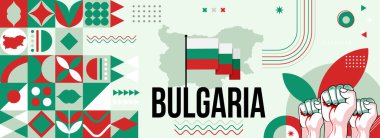 Bulgar ulusal veya bağımsızlık bayrağı, Bulgar kutlamaları için. Bulgaristan bayrağı ve haritası kaldırılmış yumruklarla. Typorgaphy soyut geometrik simgelerle modern retro tasarım. Vektör illüstrasyonu.