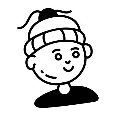 Beyaz arka planda şapkalı bir çocuk.