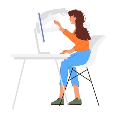 Bilgisayarlı genç bir kadın masada oturuyor.