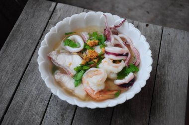 Thai Clear Rice Soup with Shrimp and Squid