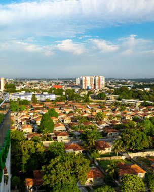 Brezilya 'nın Para Eyaleti Belm şehrinin şafak vakti manzarası. Amazon bölgesi. Turizm ve iş. Şehir manzarası.