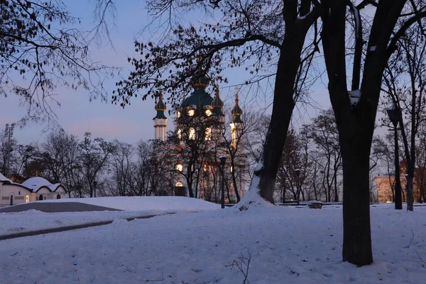 Szent András Templom Télen Este Kijevben Ukrajnában — Stock Fotó