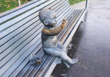 Ukrayna, Kyiv 'in küçük kurucularının anıtı.