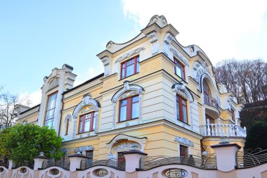 Ukrayna, Kyiv 'deki Borichev Tok Caddesi' ndeki Art Nouveau Sarayı