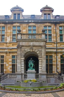 Antwerp 'te ünlü Flaman yazar Hendrik Vicdan Heykeli