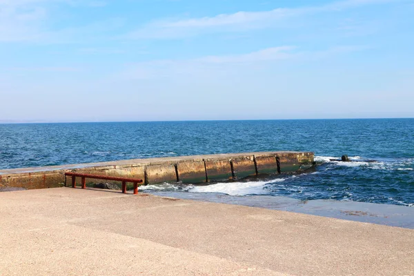 Veduta Del Terrapieno Con Molo Una Giornata Sole Odessa Ucraina — Foto Stock