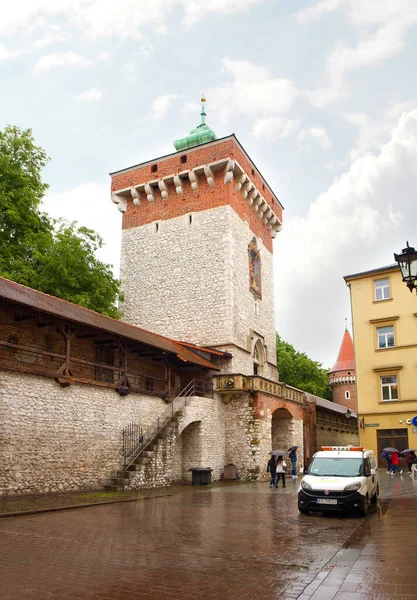 Πύλη Του Florian Στην Κρακοβία Πολωνία — Φωτογραφία Αρχείου