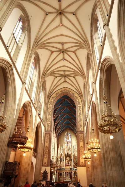 Εσωτερικό Της Δομινικανής Βασιλικής Της Αγίας Τριάδας Στην Κρακοβία Πολωνία — Φωτογραφία Αρχείου