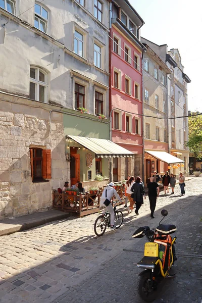 Уличное Кафе Центре Львова Украина — стоковое фото