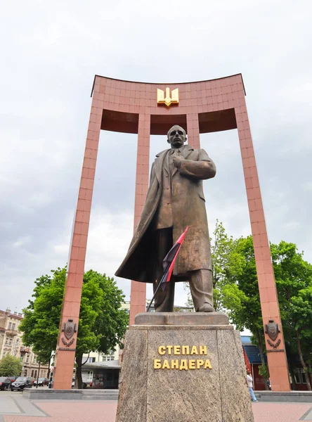 Pomnik Stepan Bandera Lwowie Ukraina — Zdjęcie stockowe