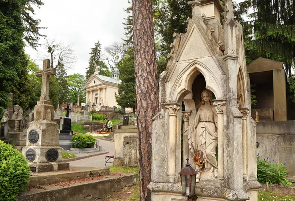 Ancient Mausoleums Crypts Tombstones Famous Lychakiv Cemetery Lviv Ukraine — Stock Photo, Image