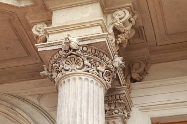 Macaristan, Budapeşte 'deki Şölen Sarayı Sütunları