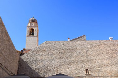  Hırvatistan 'ın Dubrovnik kentindeki Dominik manastırının çan kulesi
