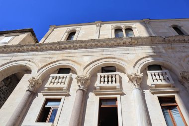 Hırvatistan 'ın Split kentindeki Diocletian Sarayı yakınlarındaki Atchitecture