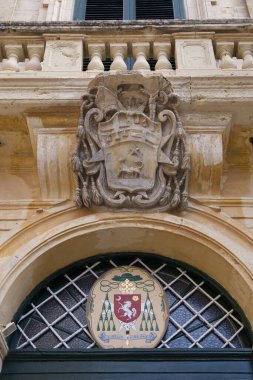  Malta Başpiskoposunun arması