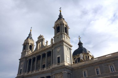 Madrid, İspanya 'daki Almudena Katedrali