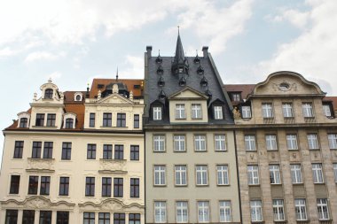 Leipzig, Almanya 'daki Marktplatz (Marktplatz) Market Meydanı' ndaki eski tarihi binalar