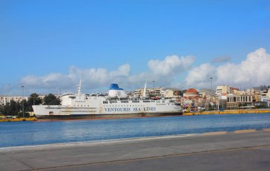 Atina, Yunanistan 'daki Pire Limanı Yolcusu