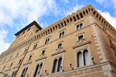 Genel Sigorta Binası (veya Palazzo delle Assicurazioni Generali) Roma, İtalya
