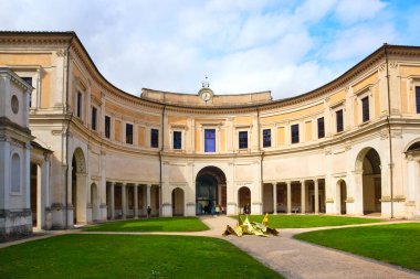 İtalya, Roma 'da Ulusal Etrüsk Villa Müzesi Avlusu