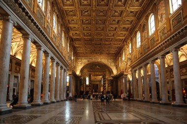 Roma, İtalya 'daki Santa Maria Maggiore Papalık Bazilikası' nın içinde.