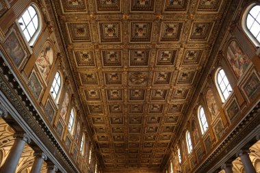 Roma, İtalya 'daki Santa Maria Maggiore Papalık Bazilikası' nın içinde.