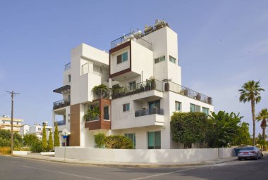 Kıbrıs 'ın Larnaca kentindeki tipik apartman dairesi